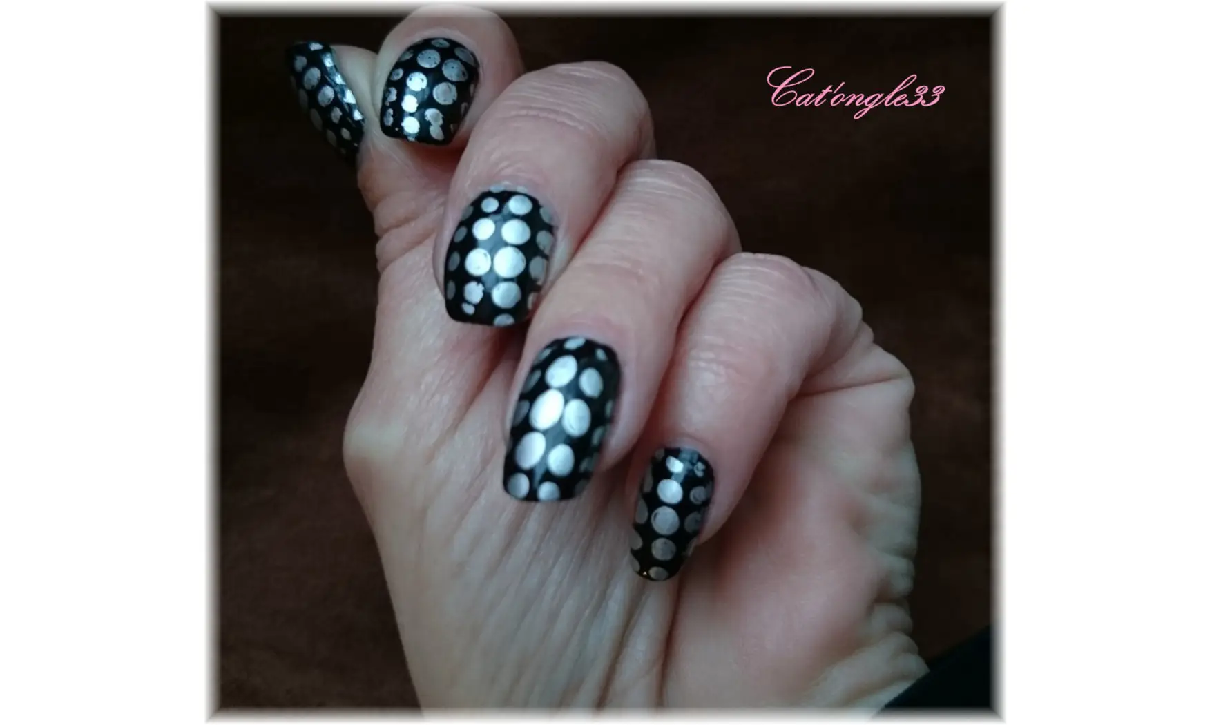 Plaque stamping H12 ronde nail art