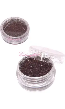 Paillettes fines marron nail art