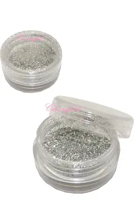 Paillettes fines argent nail art
