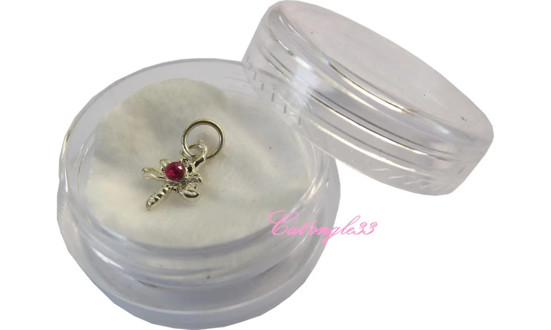 Piercing libellule fuchsia nail art