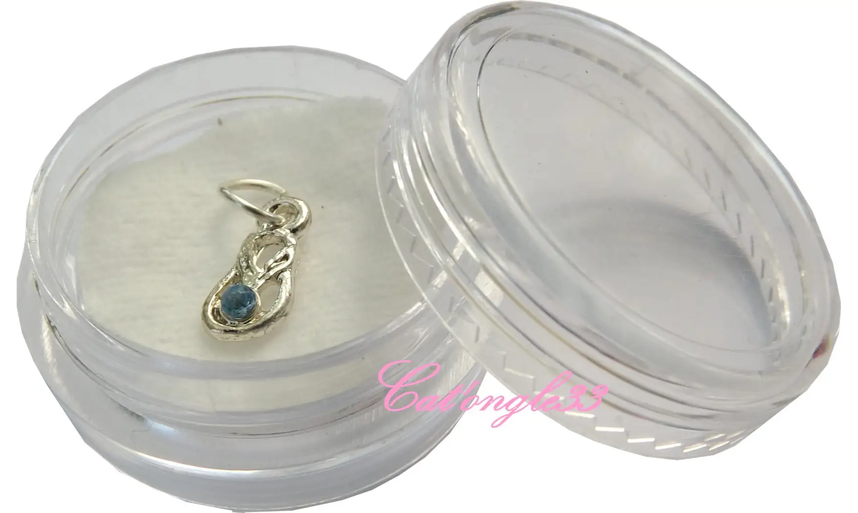 Piercing tong bleu ciel nail art