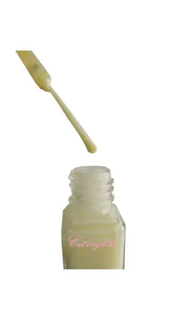 Vernis liner jaune trés clair opaque 44