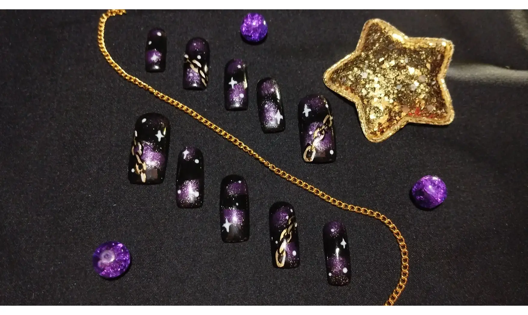 Press on nails Chaine nuit - Taille S