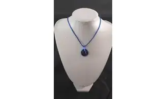 Modèle Mana rouge fil bleu