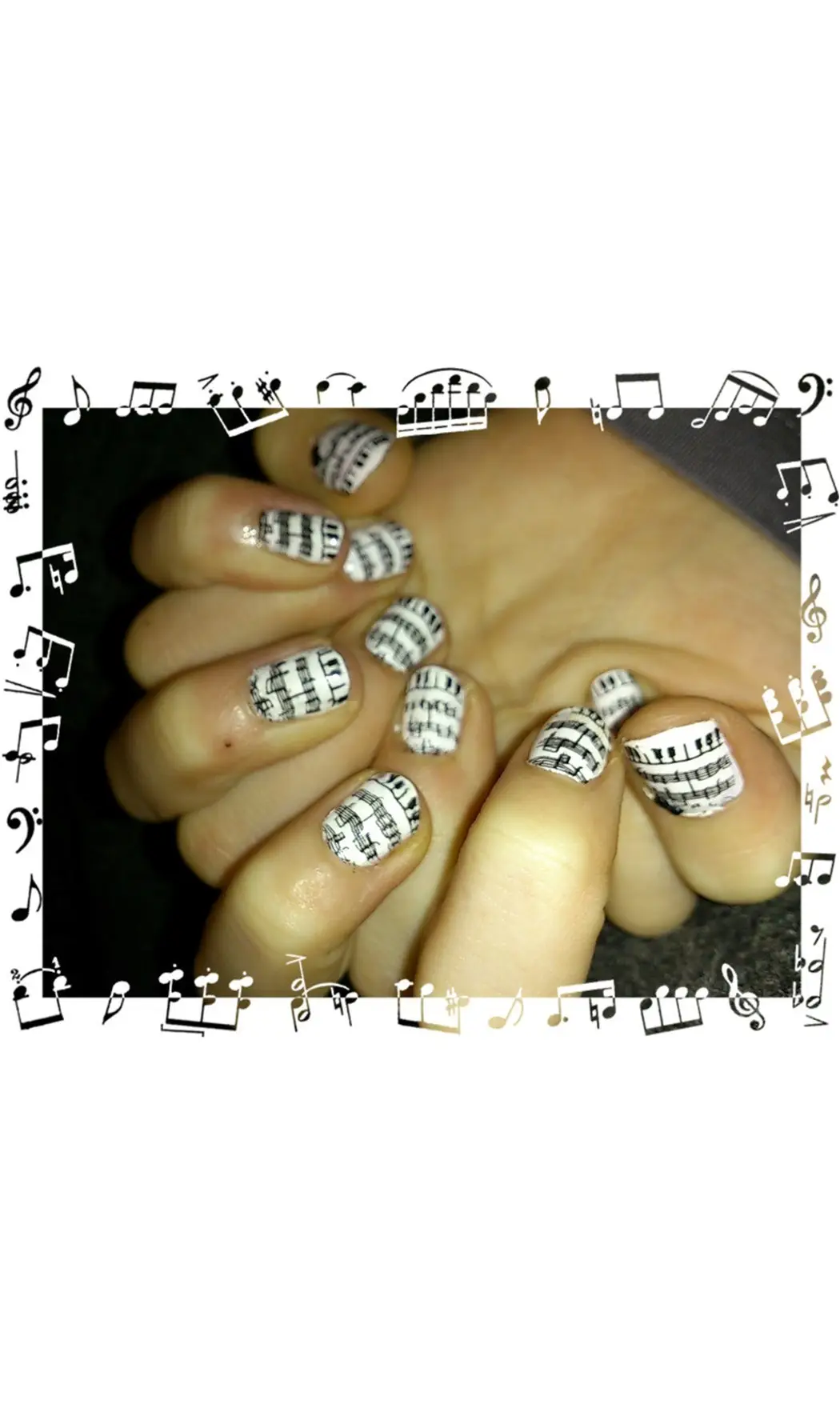 Plaque stamping XL T nail art