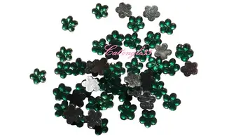 Strass fleurs vert sapin