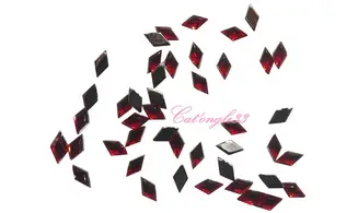 Strass losange rouge