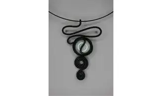 Modèle infinity noir pierre blanche