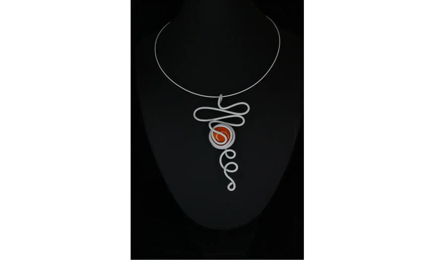 Modèle infinity blanc pierre orange