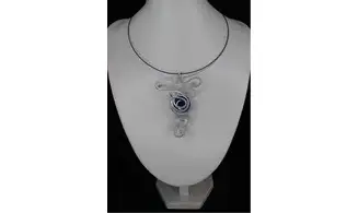Modèle infinity argent pierre bleu