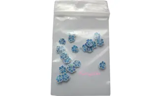 Sachet de fimo hibiscus bleu clair