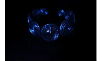 Triple spirales bleu