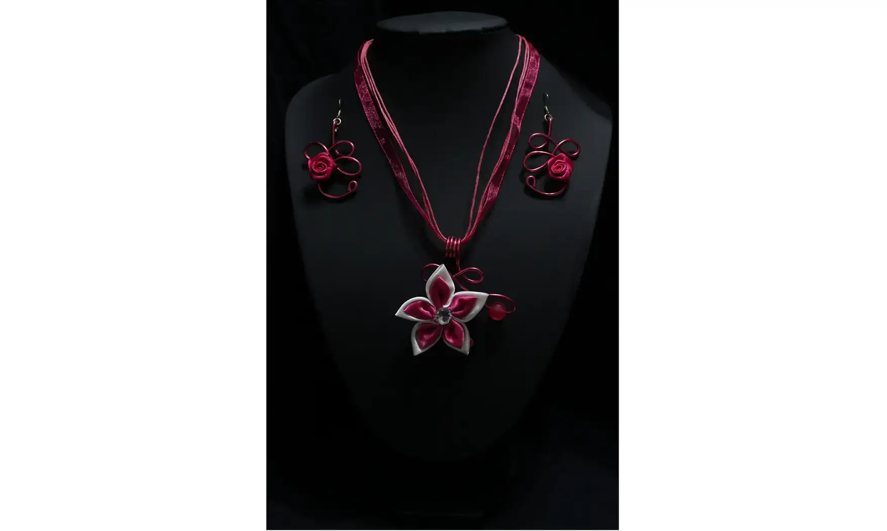 Torsade fuchsia fleur