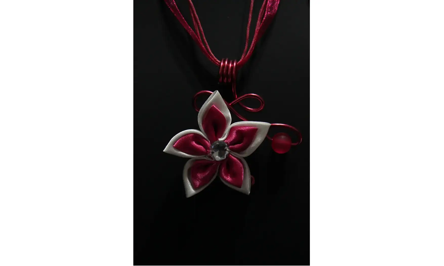 Torsade fuchsia fleur