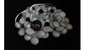 Modèle Mana transparent fil noir