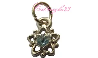 Piercing fleur étoile bleu ciel nail art