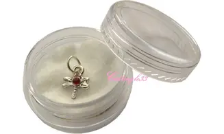 Piercing libellule rouge nail art