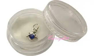 Piercing coccinelle bleu roi nail art
