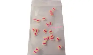Sachet de fimo papillon blanc point jaun
