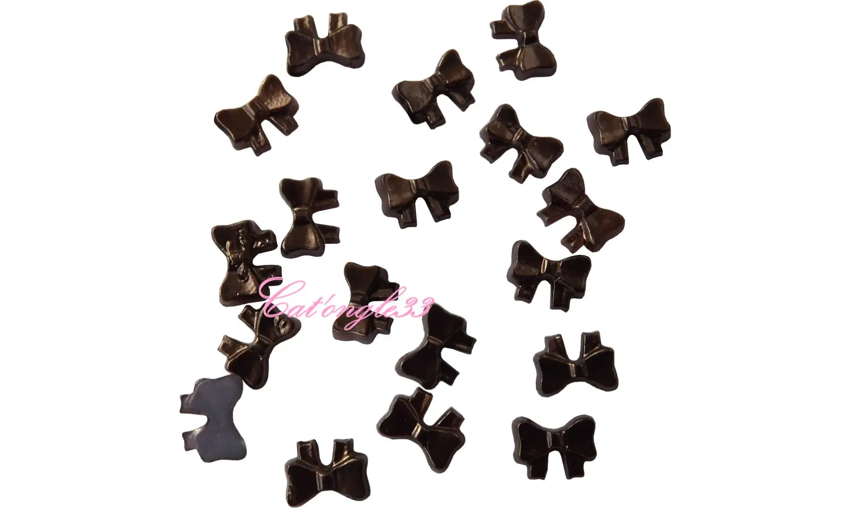 Petit noeud marron