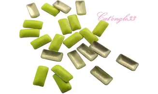 Studs rectangle néon jaune
