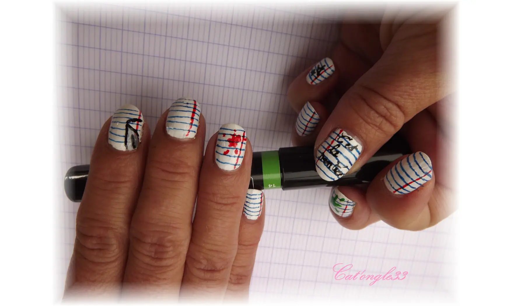 Feutre nail art rouge 5