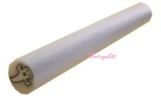Baton fimo fantôme fond blanc