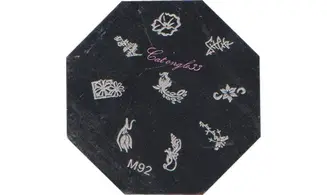 Plaque stamping M92 nail art