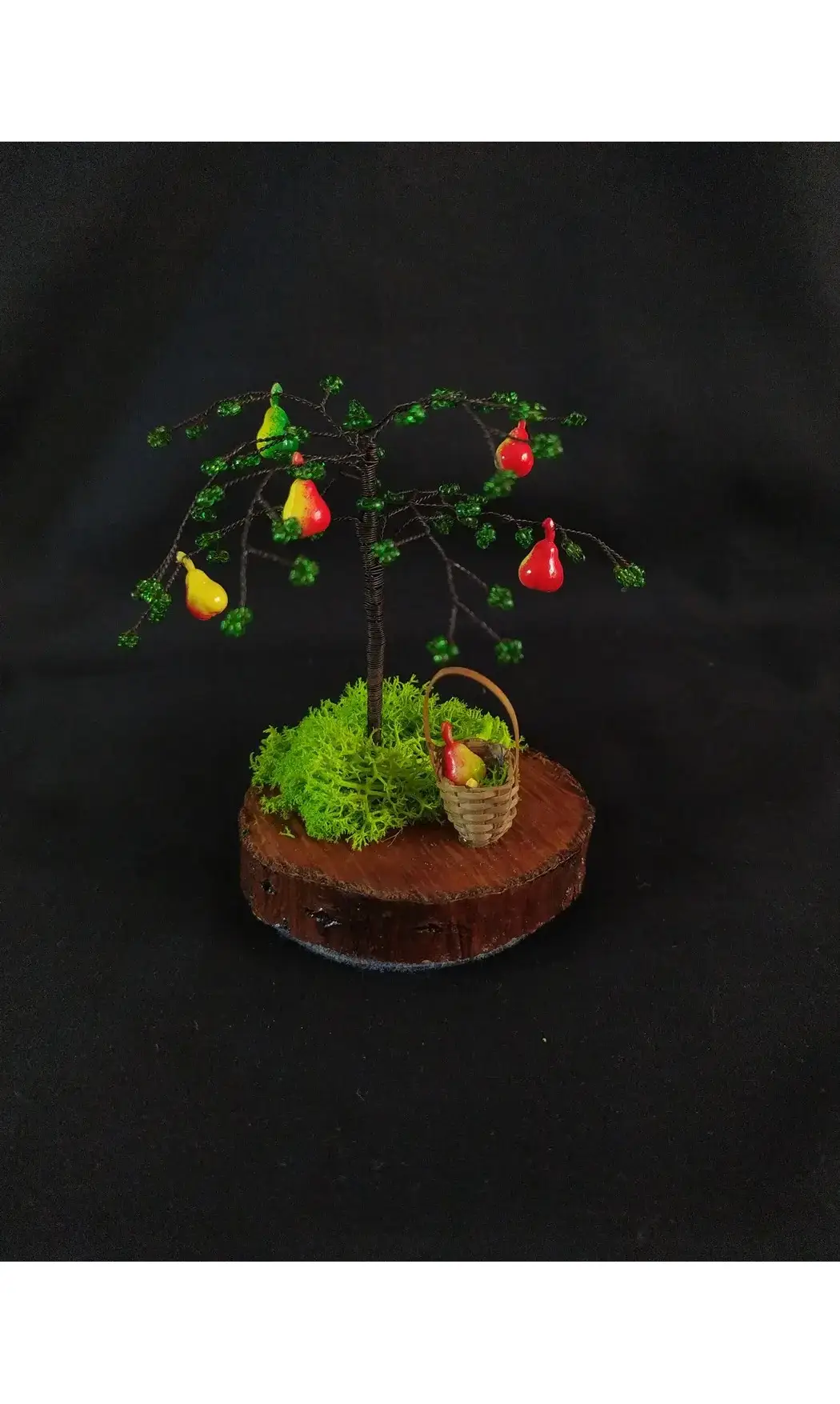 Mini poirier avec panier