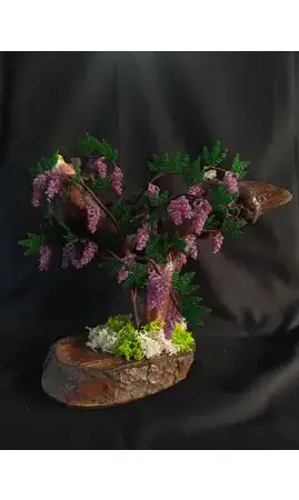 Pied de vigne avec petit oiseau
