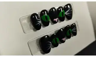 Press on nails Salem - Taille XS