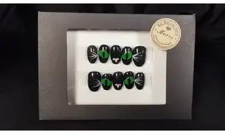Press on nails Salem - Taille XS
