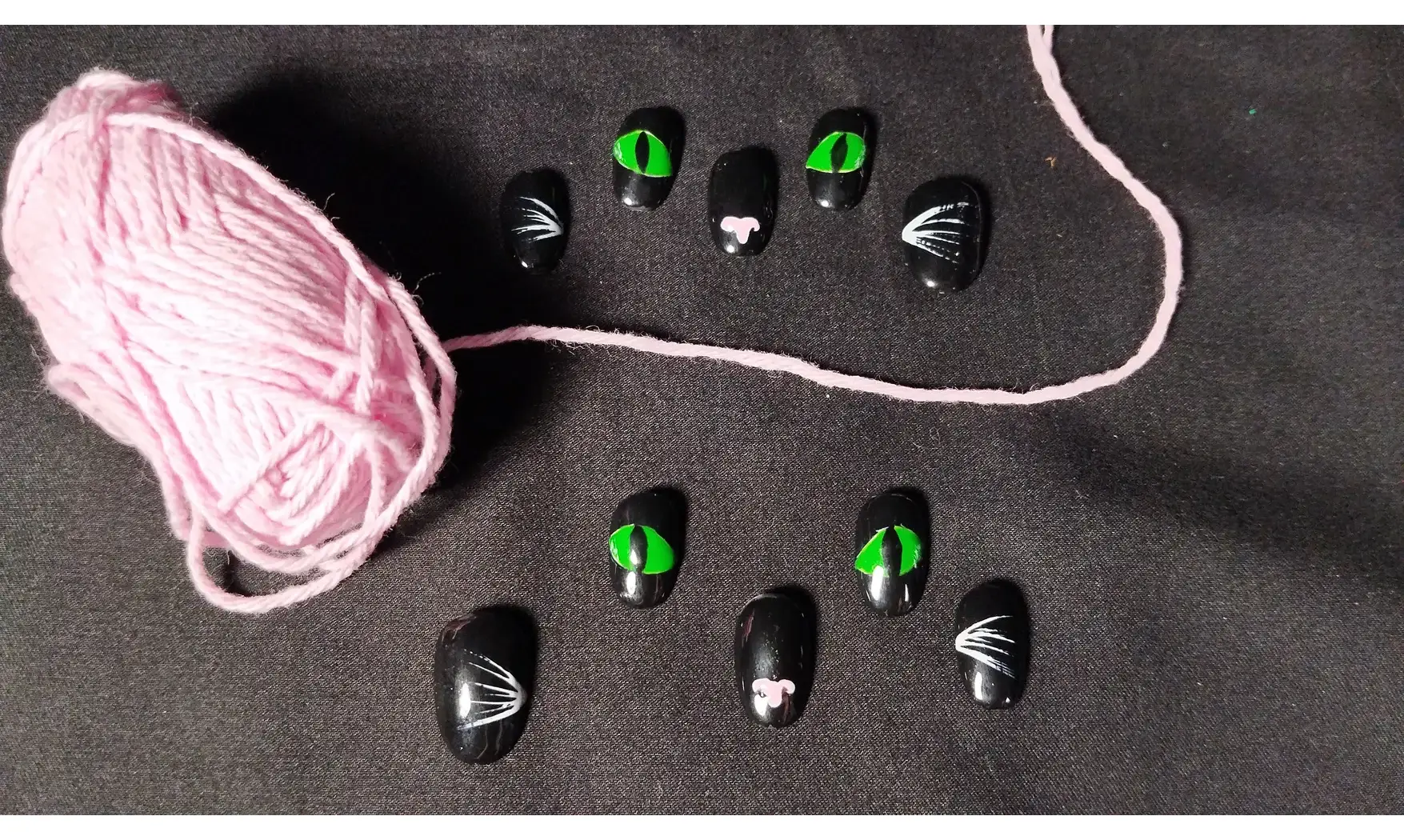 Press on nails Salem - Taille XS
