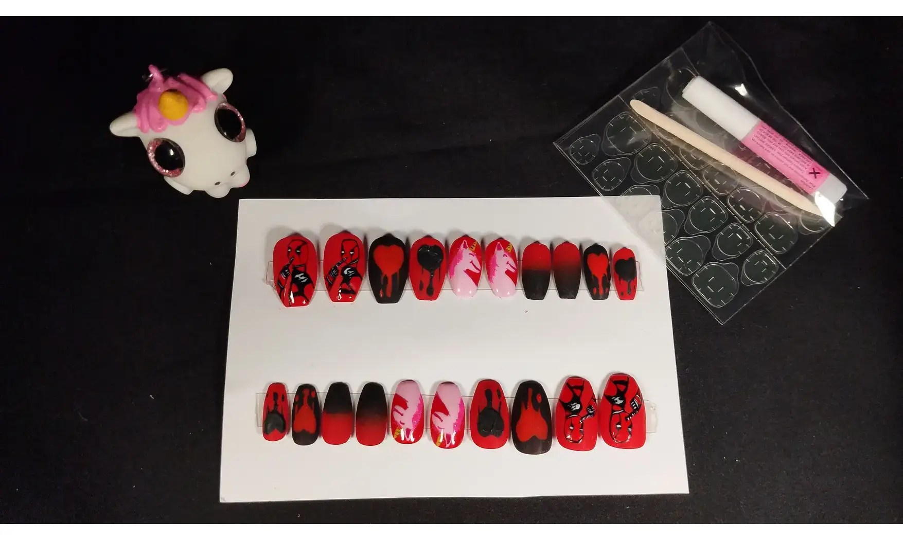 Press on nails Deadpool Licorne - Lot 20