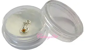 Piercing tong jaune nail art