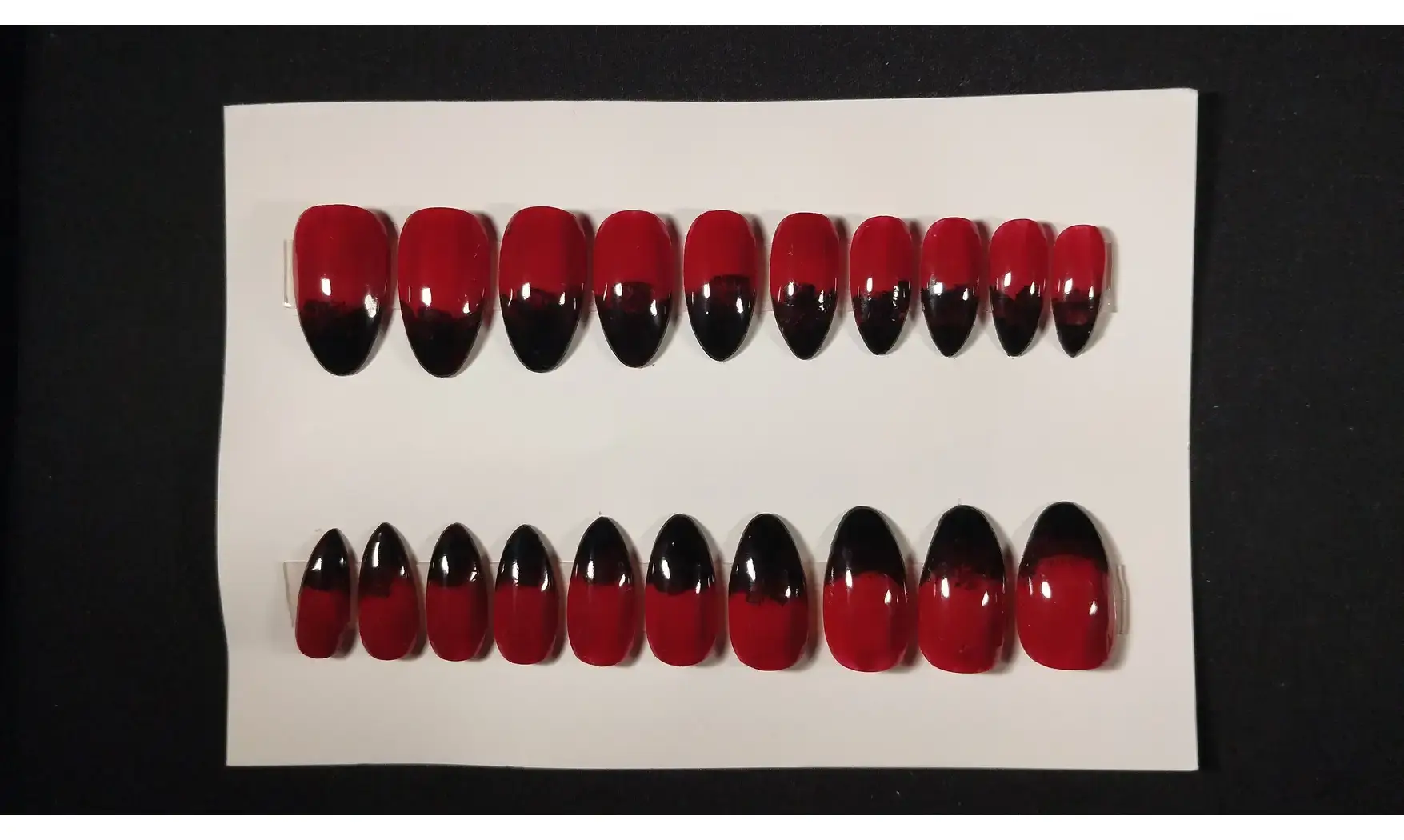Press on Nails Rouge/Noir - Lot 20