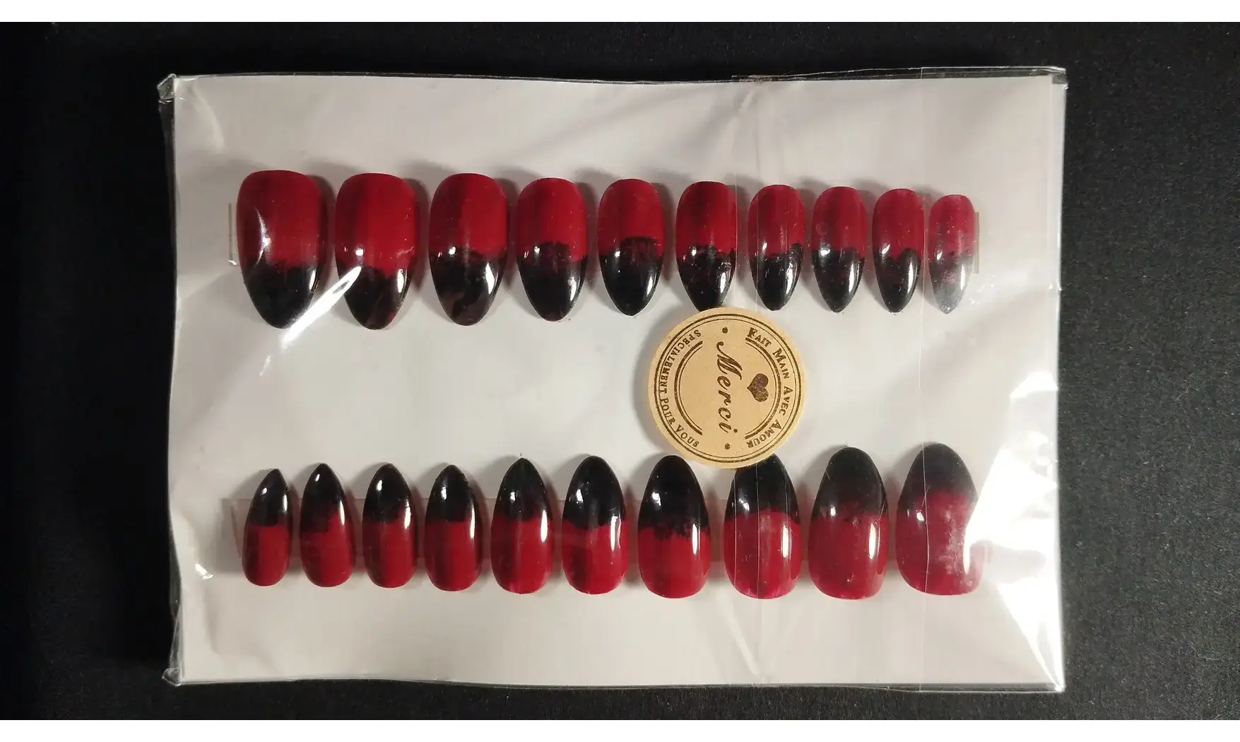 Press on Nails Rouge/Noir - Lot 20