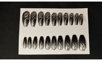 Press on Nails Fleurs blanche - Lot 20