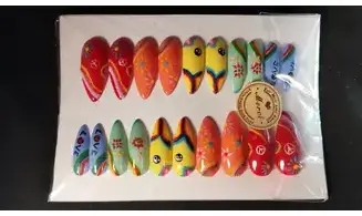 Press on nails Hippie longs - Lot 20