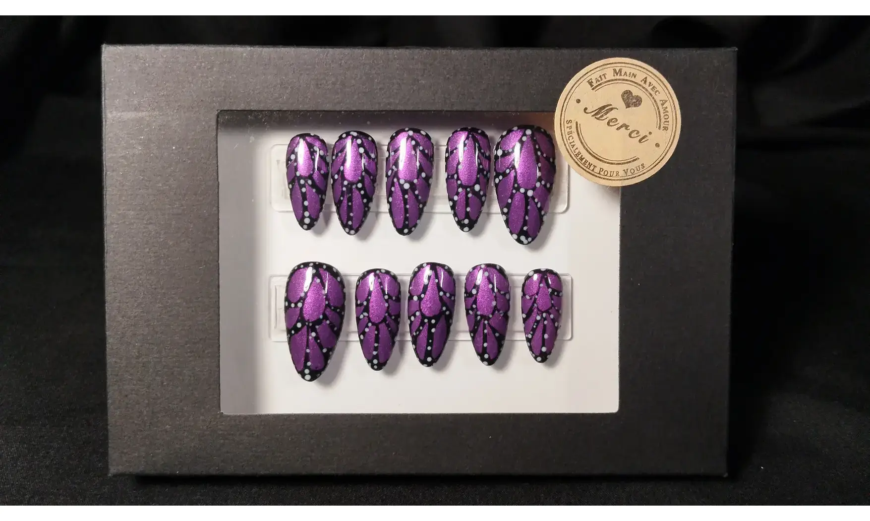 Press on nails Papillon violet -Taille S