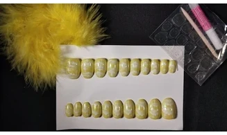 Press on nails Nuage jaune - Lot 20