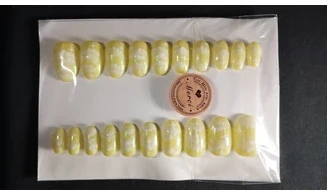 Press on nails Nuage jaune - Lot 20