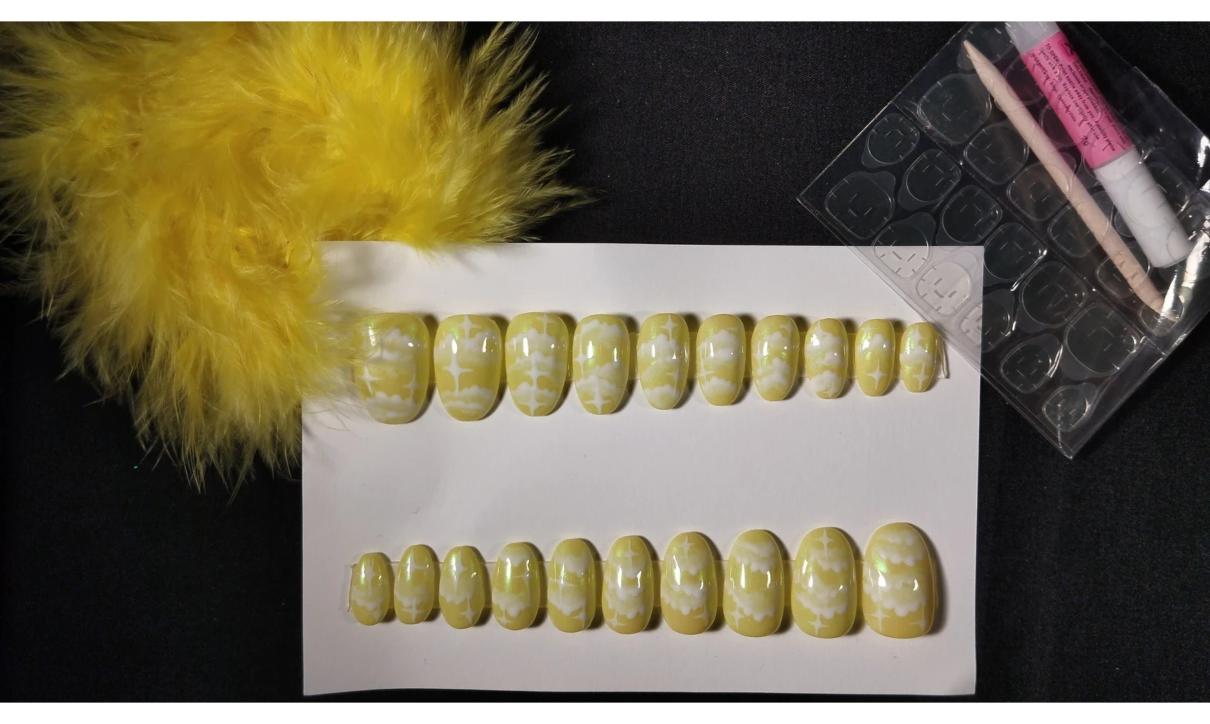 Press on nails Nuage jaune - Lot 20