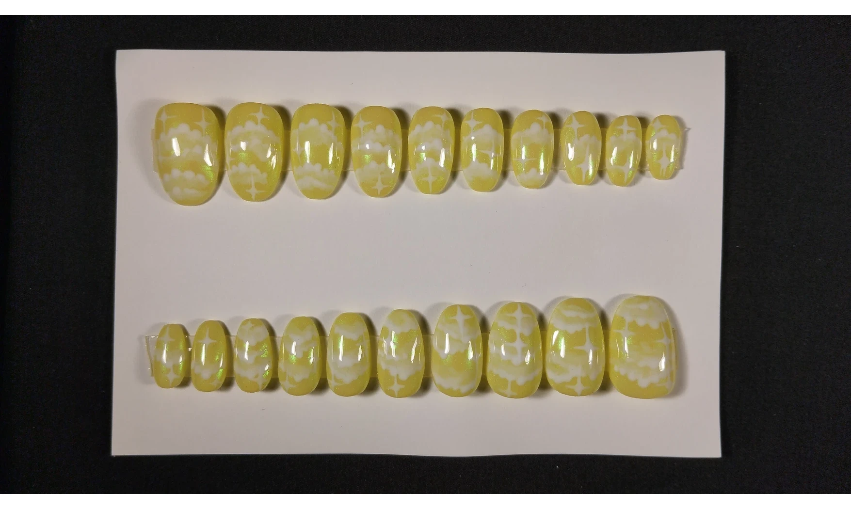 Press on nails Nuage jaune - Lot 20