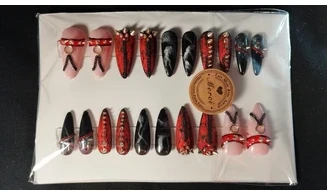 Press on Nails Spikes and chain - Lot 20