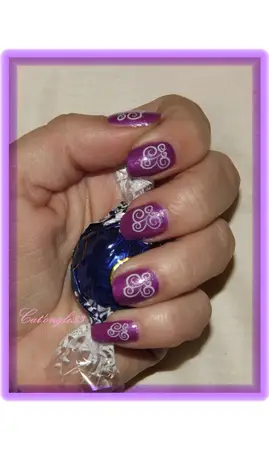 Plaque stamping XL G nail art